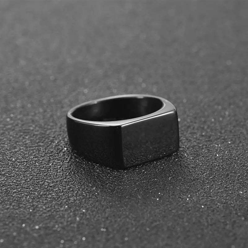 Anillo Minimal Negro 802 - Gregor Relojes y Accesorio Ecuador